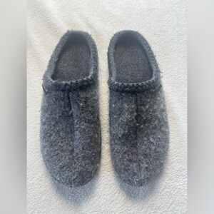Haflinger Gray Wool Slippers